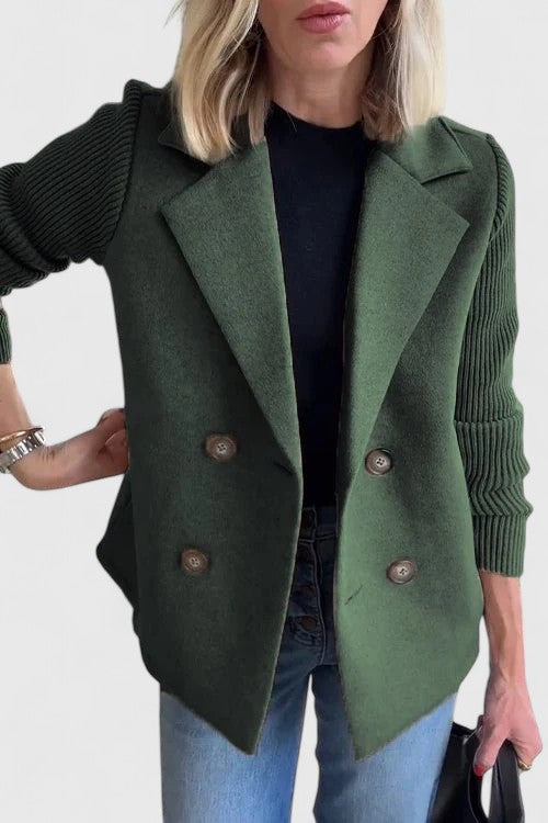 Emma | Damen Blazer mit Strickärmeln und Knöpfen