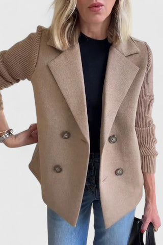 Emma | Damen Blazer mit Strickärmeln und Knöpfen