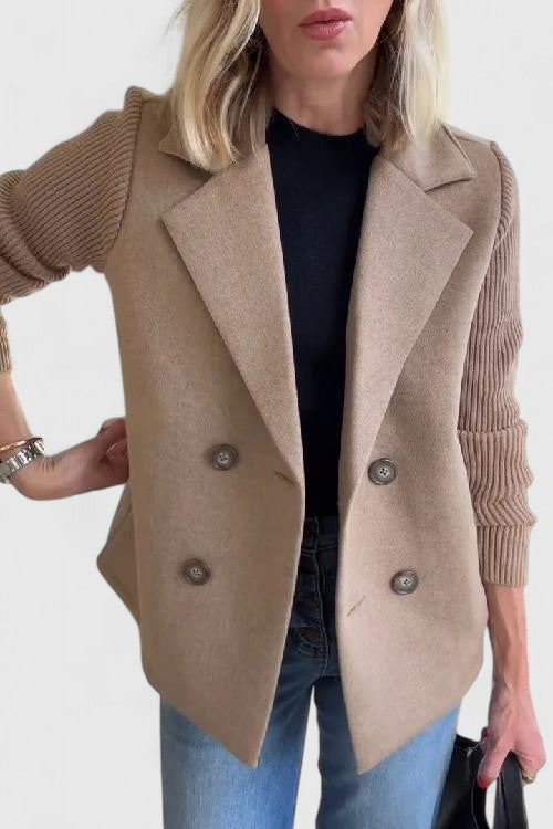 Emma | Damen Blazer mit Strickärmeln und Knöpfen