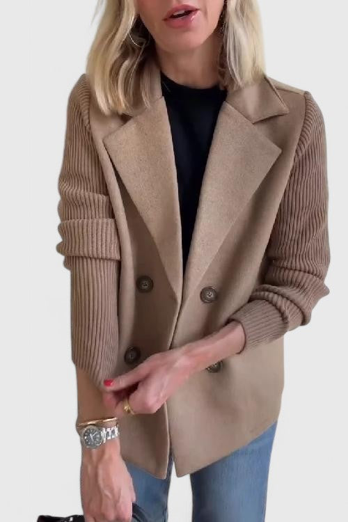 Emma | Damen Blazer mit Strickärmeln und Knöpfen