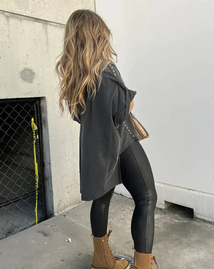 Isabelle™ - Oversized T-Shirt mit Nieten